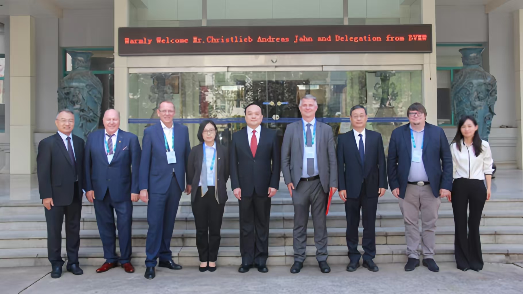 Meng Xiangdong met with Andreas Yang, Vice president of the BVMW and his delegation